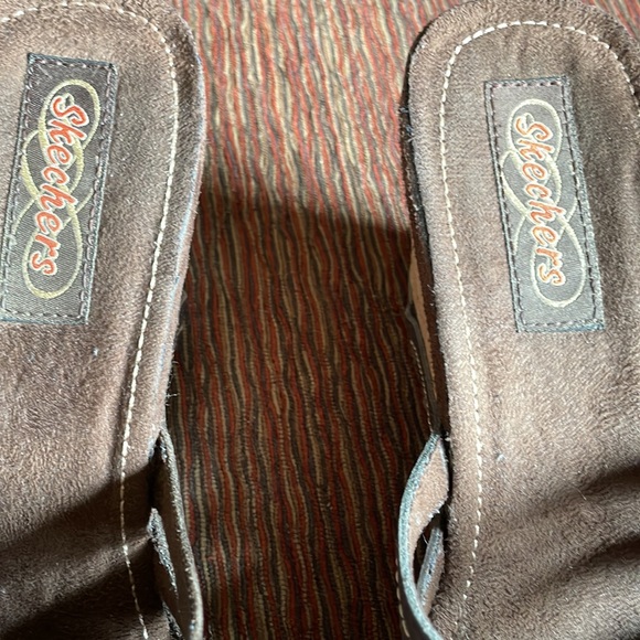 Skechers Women’s Brown Slide On Heeled Sandals. Good Condition. Size 8. - Picture 4 of 13